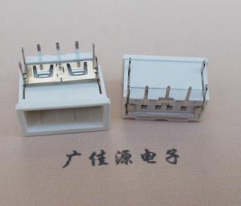 沙田镇USB接口2.0连接器.3p端子加护套防尘母座